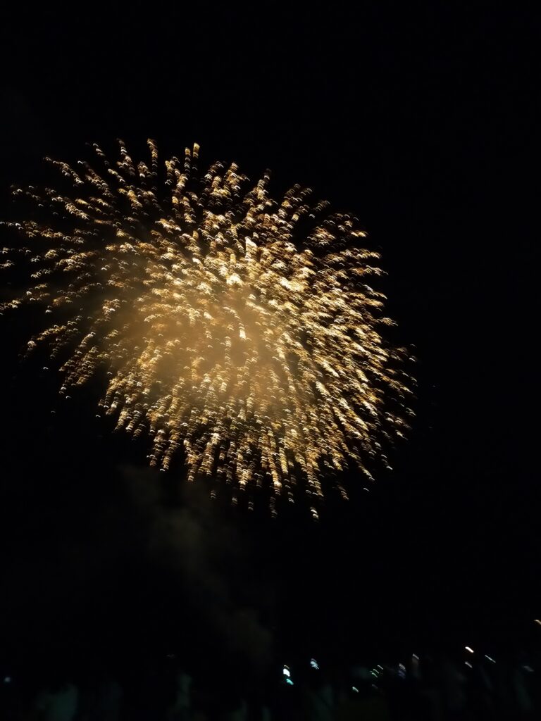 夏は花火
